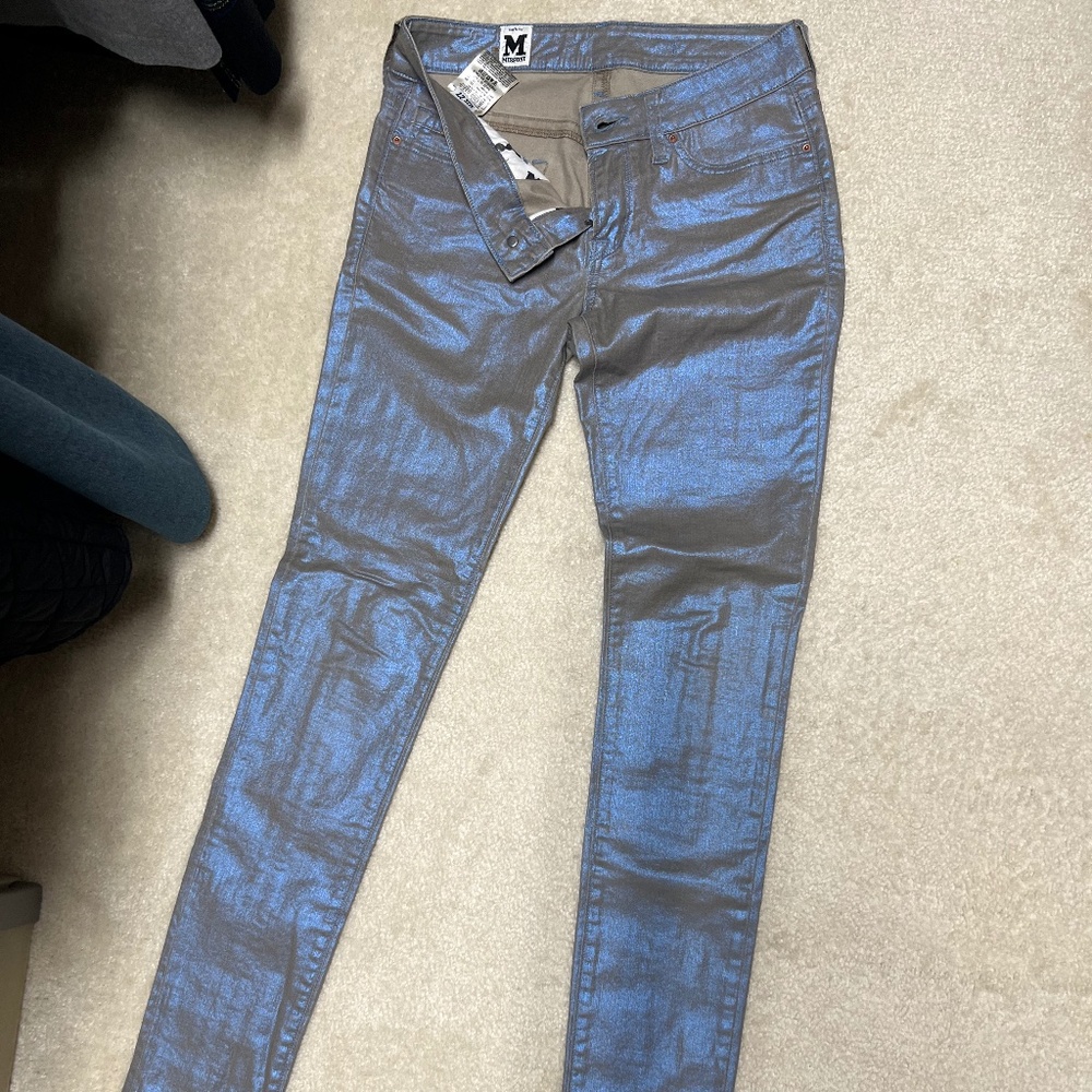 Jean - Picture 2 of 2